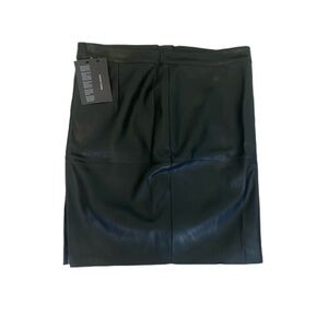 Vero Moda NWT Women’s Jet Black Zip Up Back Faux Leather Mini Skirt Sz L New